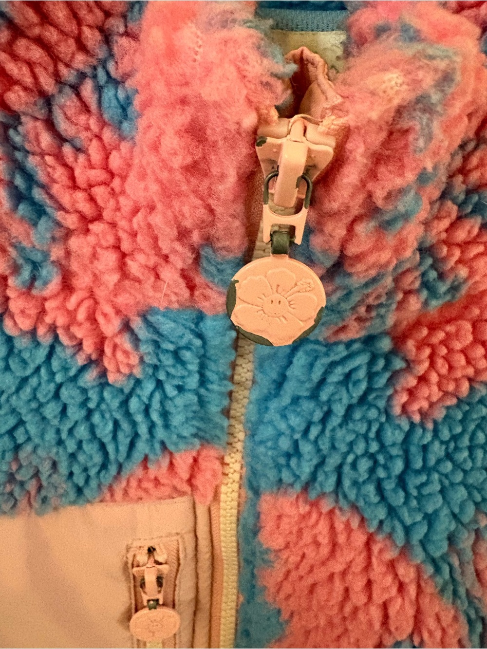 Emma Mulholland on Holiday Pastel Pink & Blue Teddy Sherpa Zip Jacket - Picture 5 of 7